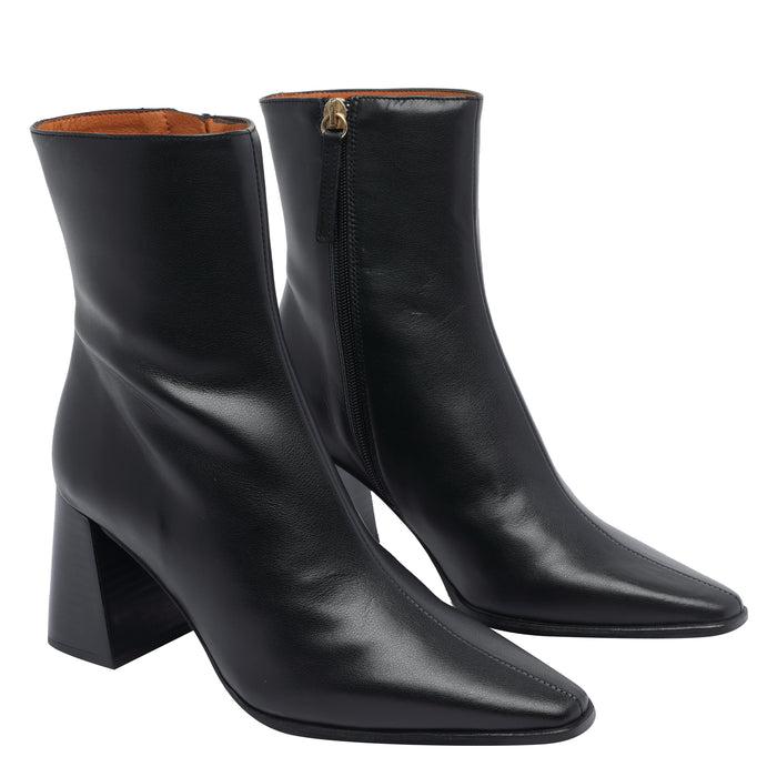 ANGEL ALARCON Boots Black Calf Leather/rubber Sole