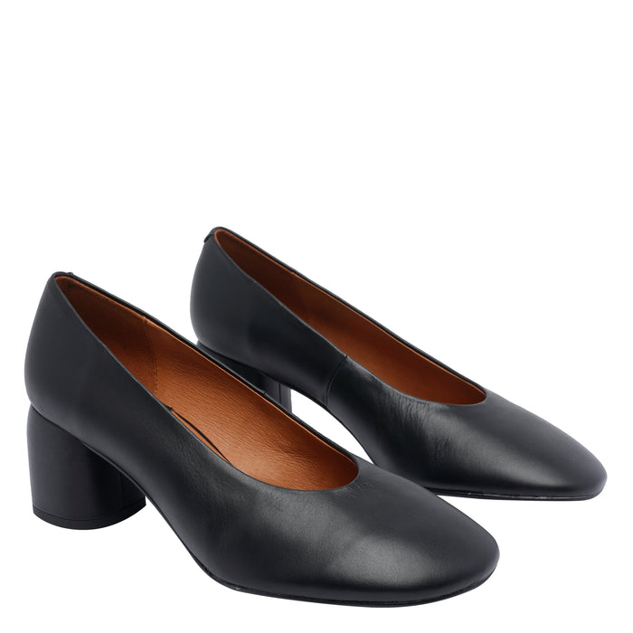 Angel Alarcon With Heel Black Calf Leather/rubber Sole