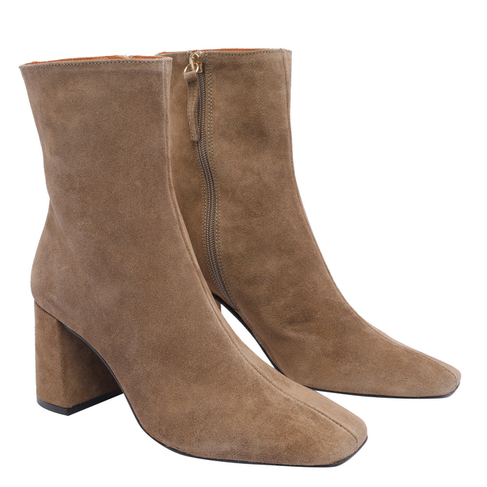 Angel Alarcon Boots Beige