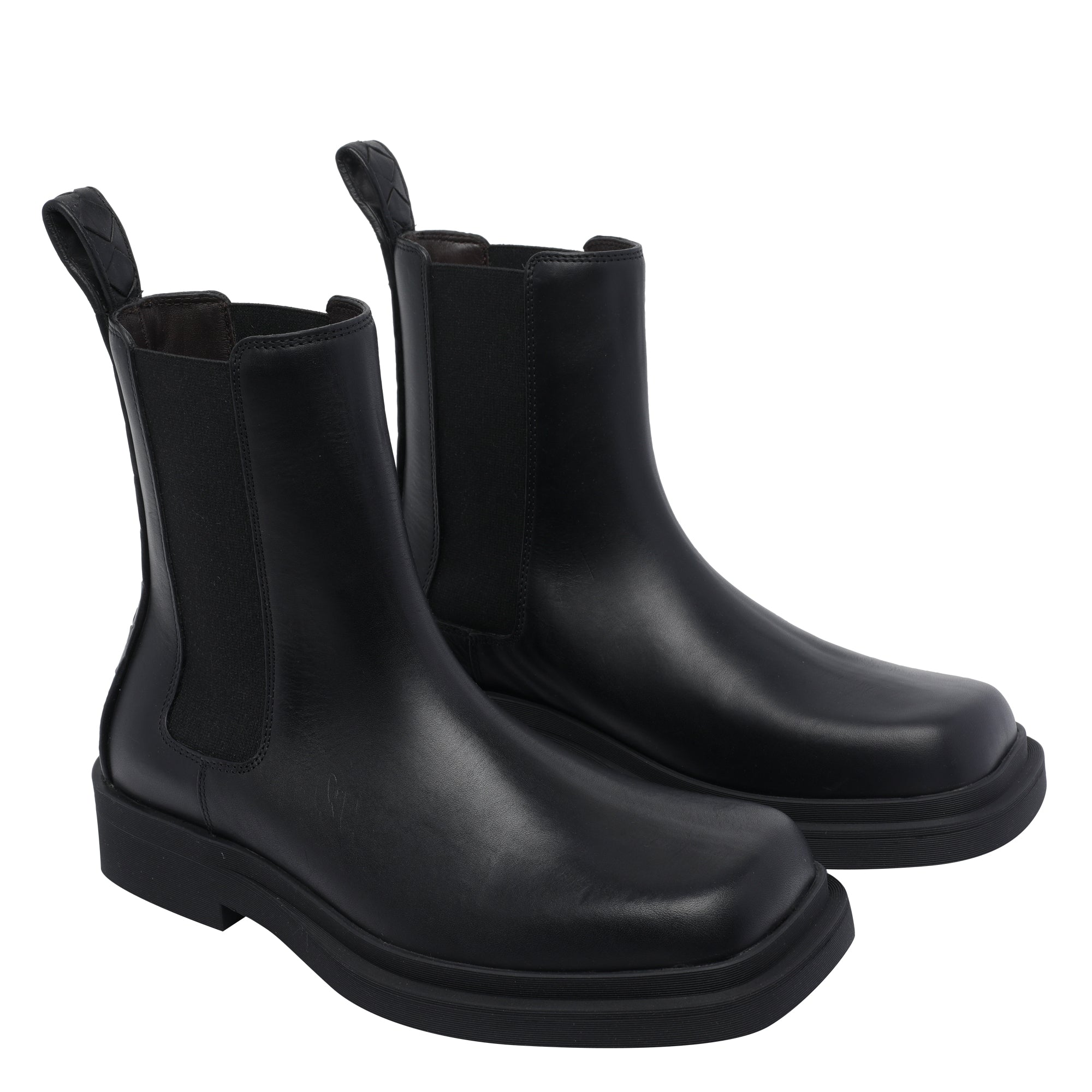 Bottega Veneta Boots Black Calf Leather/rubber Sole
