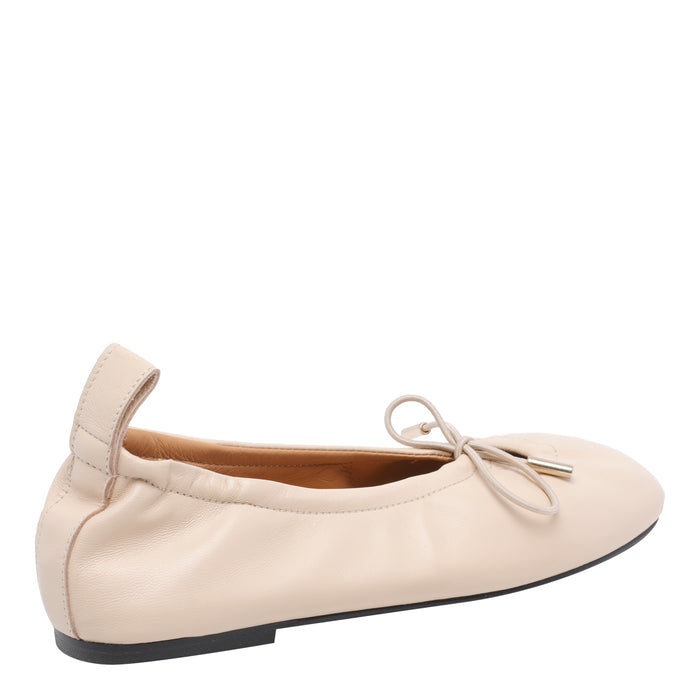 ALOHAS Flat shoes Beige Calf Leather/rubber Sole