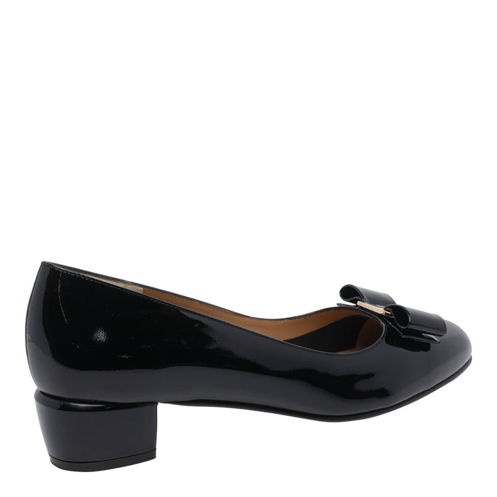 Ferragamo With Heel Black Patent Leather/leather Sole