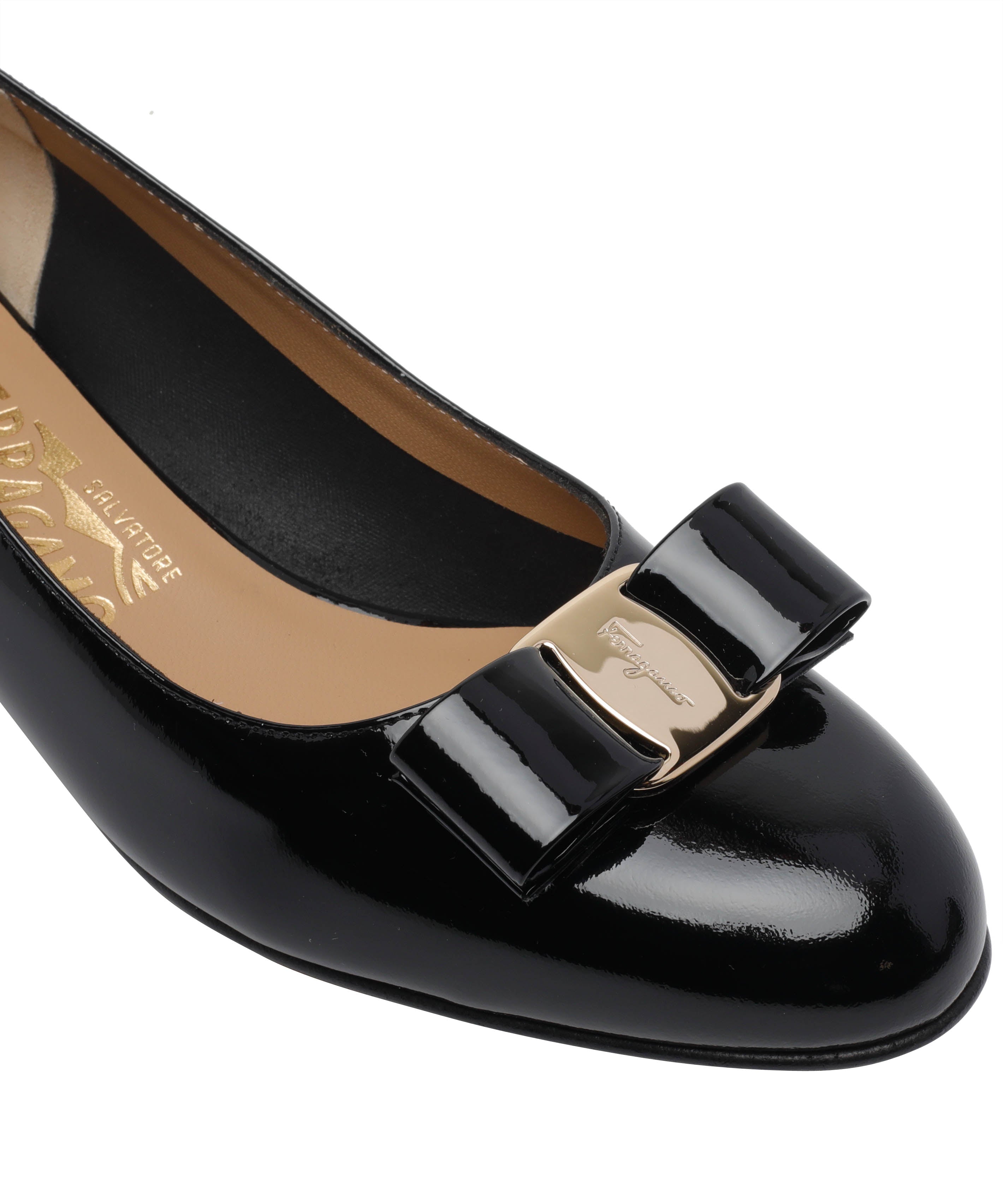 Ferragamo With Heel Black Patent Leather/leather Sole