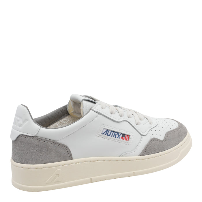 Autry Sneakers White Calf Leather/rubber Sole