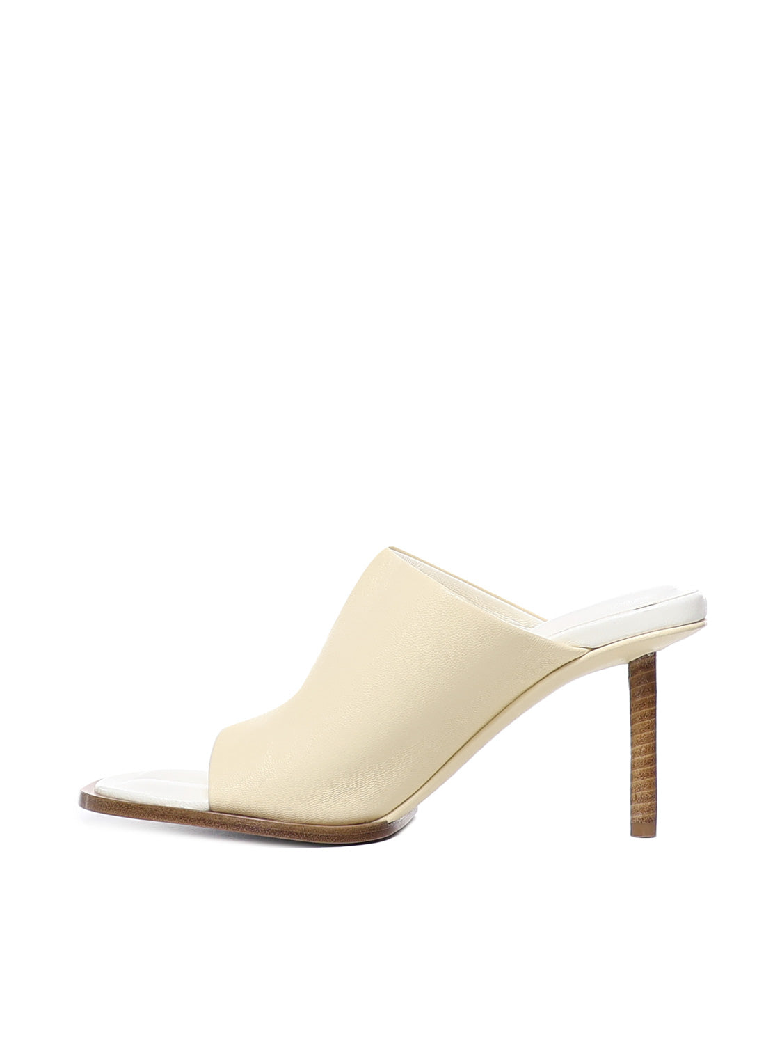 Jacquemus Sandals Off-white Lambskin