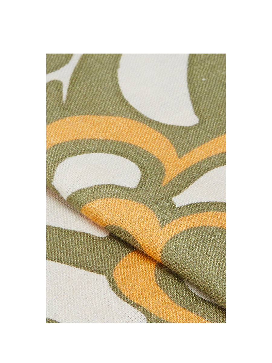 Tablecloth Tudor Medium Linen Green Cushions