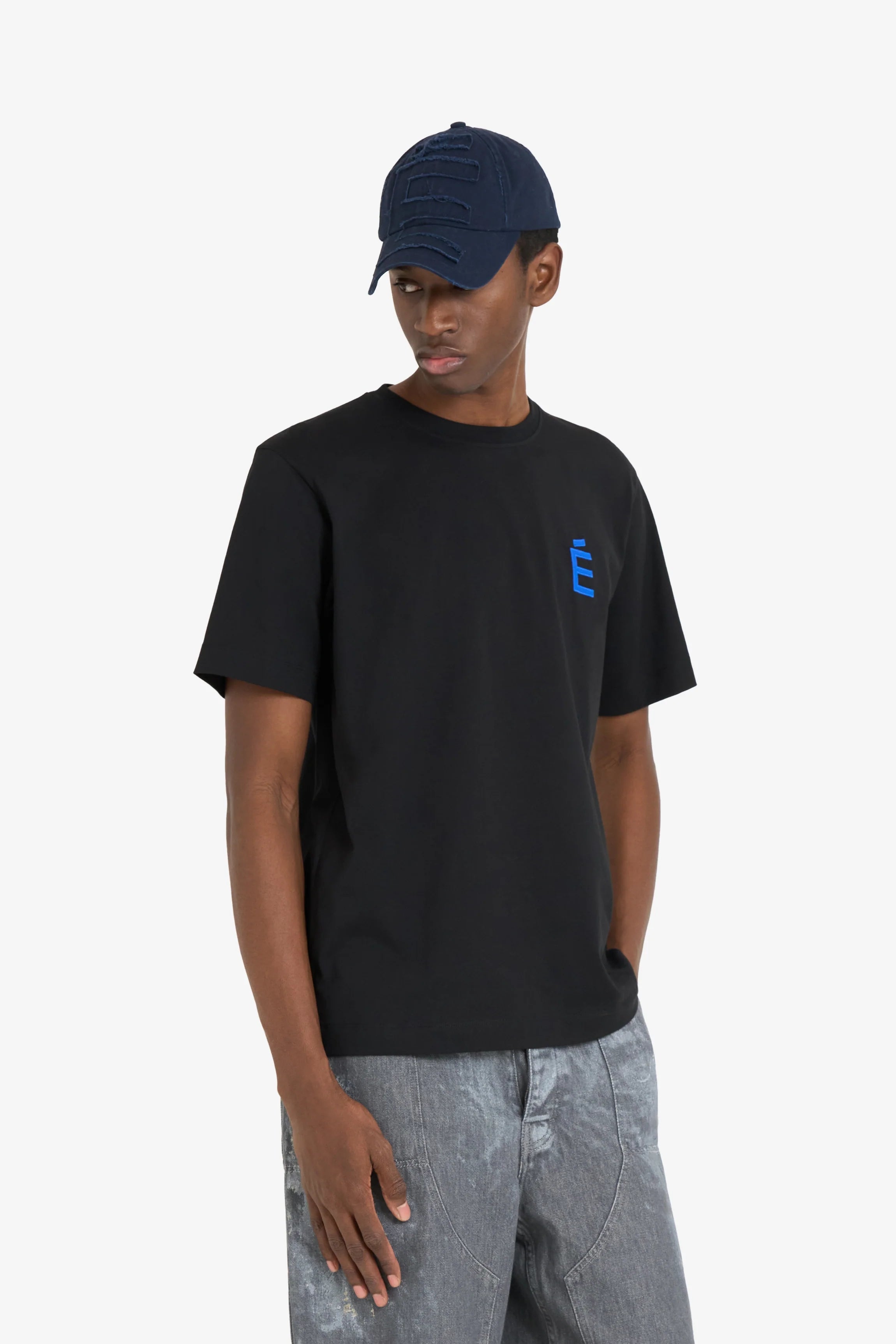 Regular T-shirt E Black Organic Cotton Tshirt