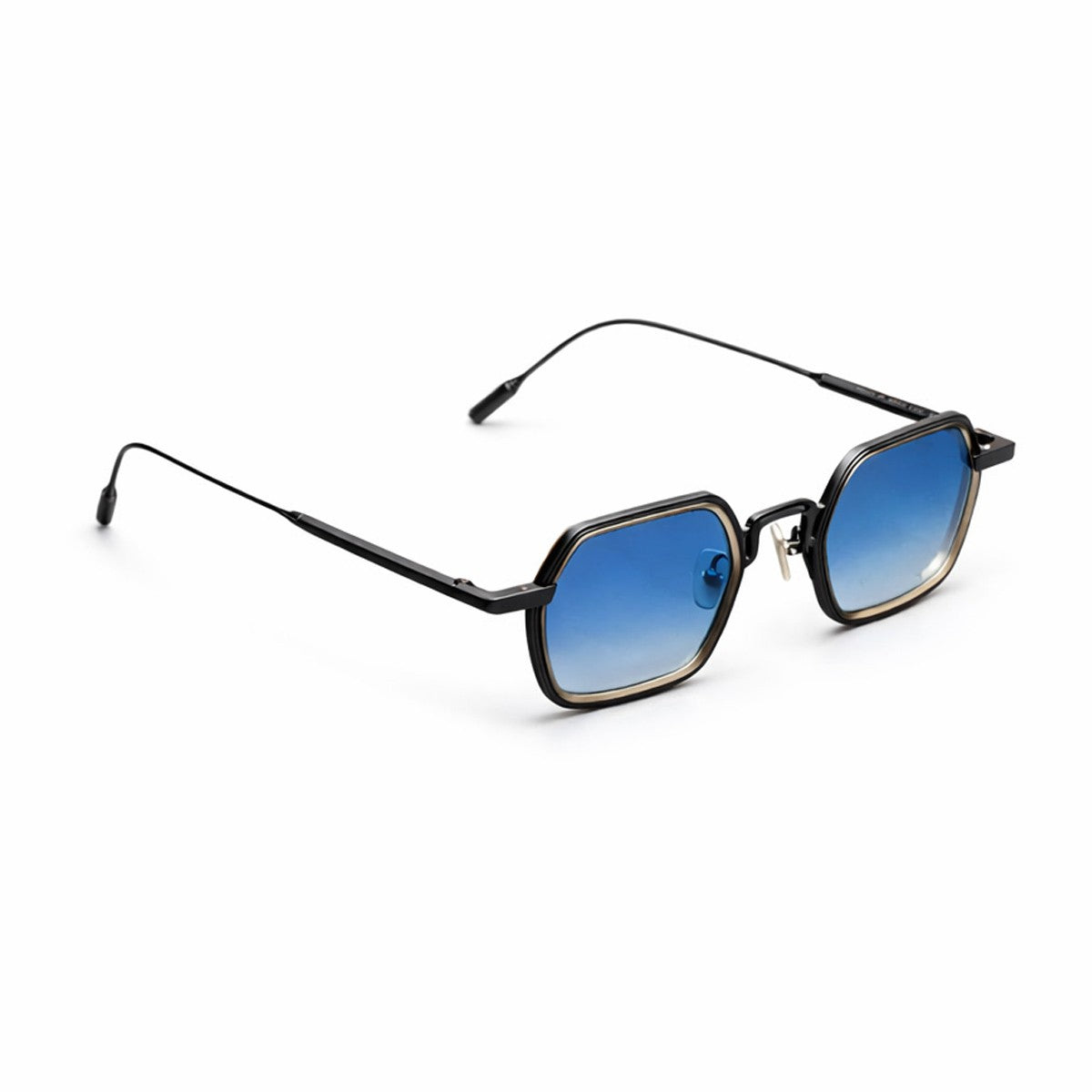 Capote Eyewear C396 Black Titanio Sunglasses