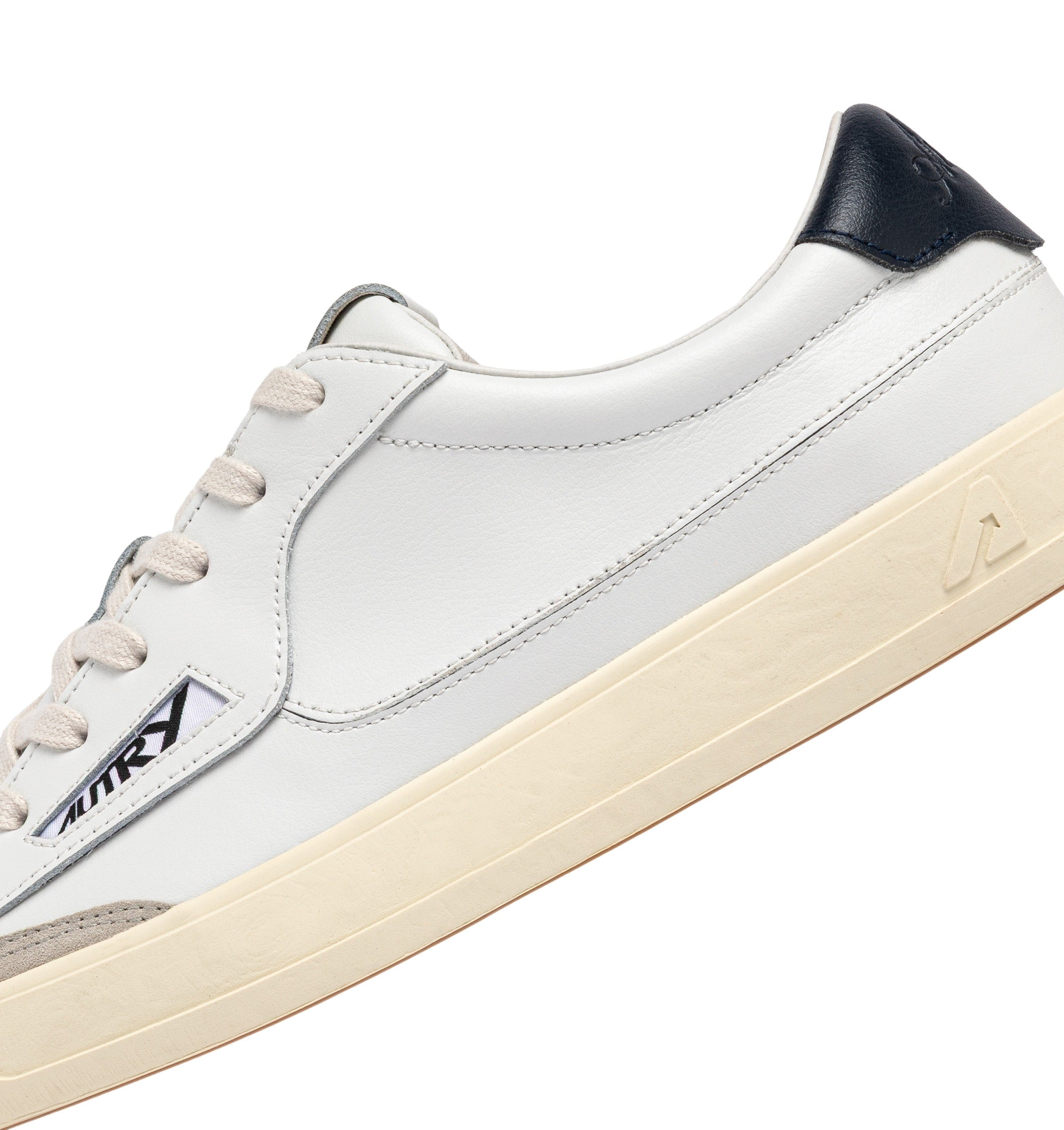 Windscape Low Leat Sue Wht Space White Cow Leather + Nylon Shoe