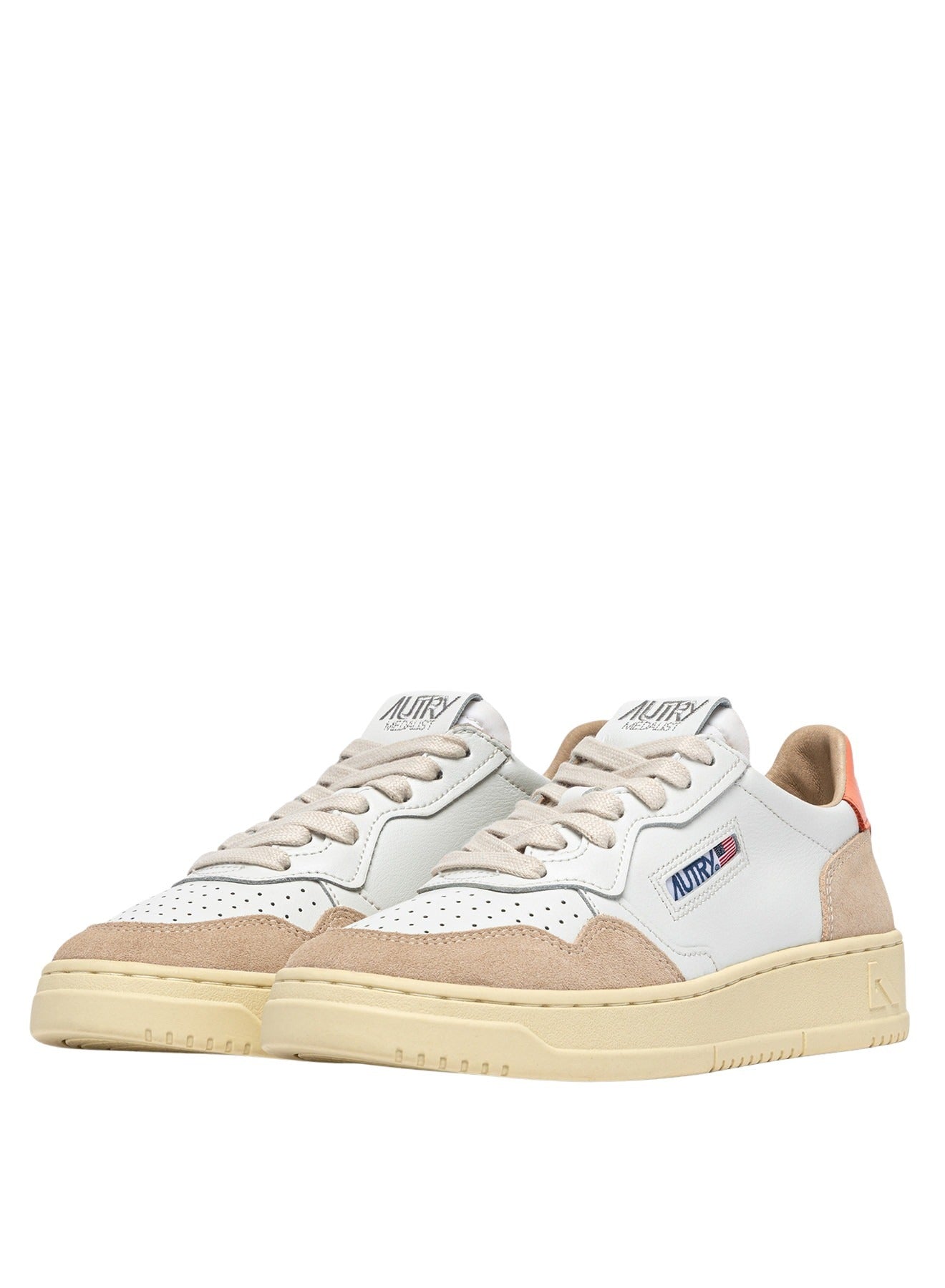 Medalist Low Leat Suede Wht Peachp White Shoe