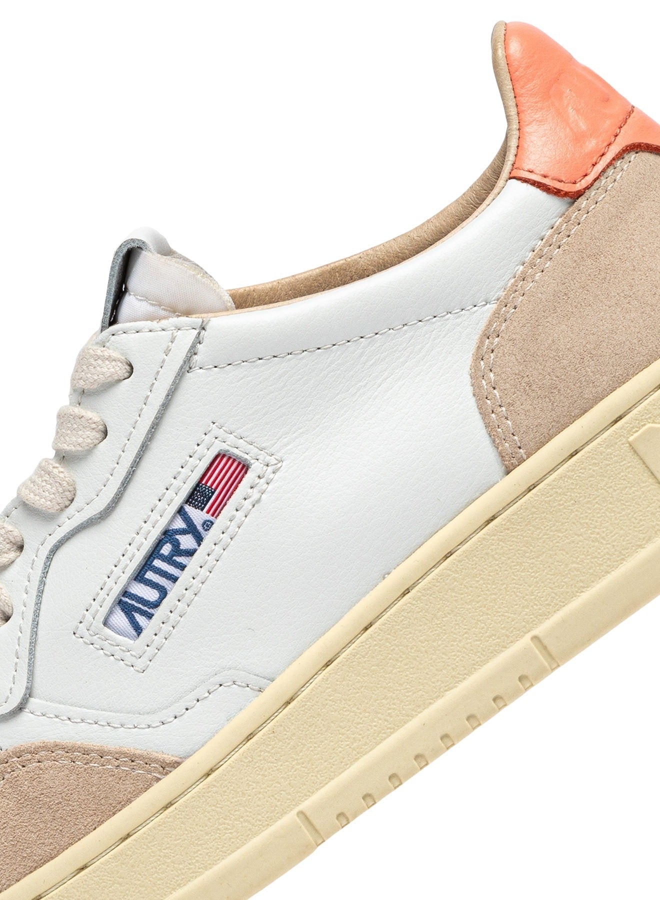 Medalist Low Leat Suede Wht Peachp White Shoe