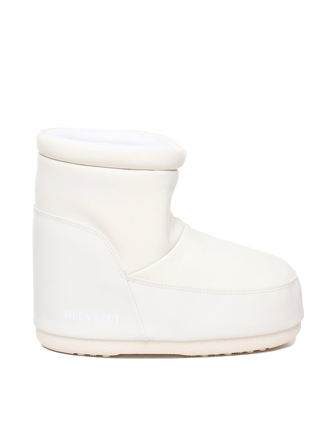 Moon Boot White Suede