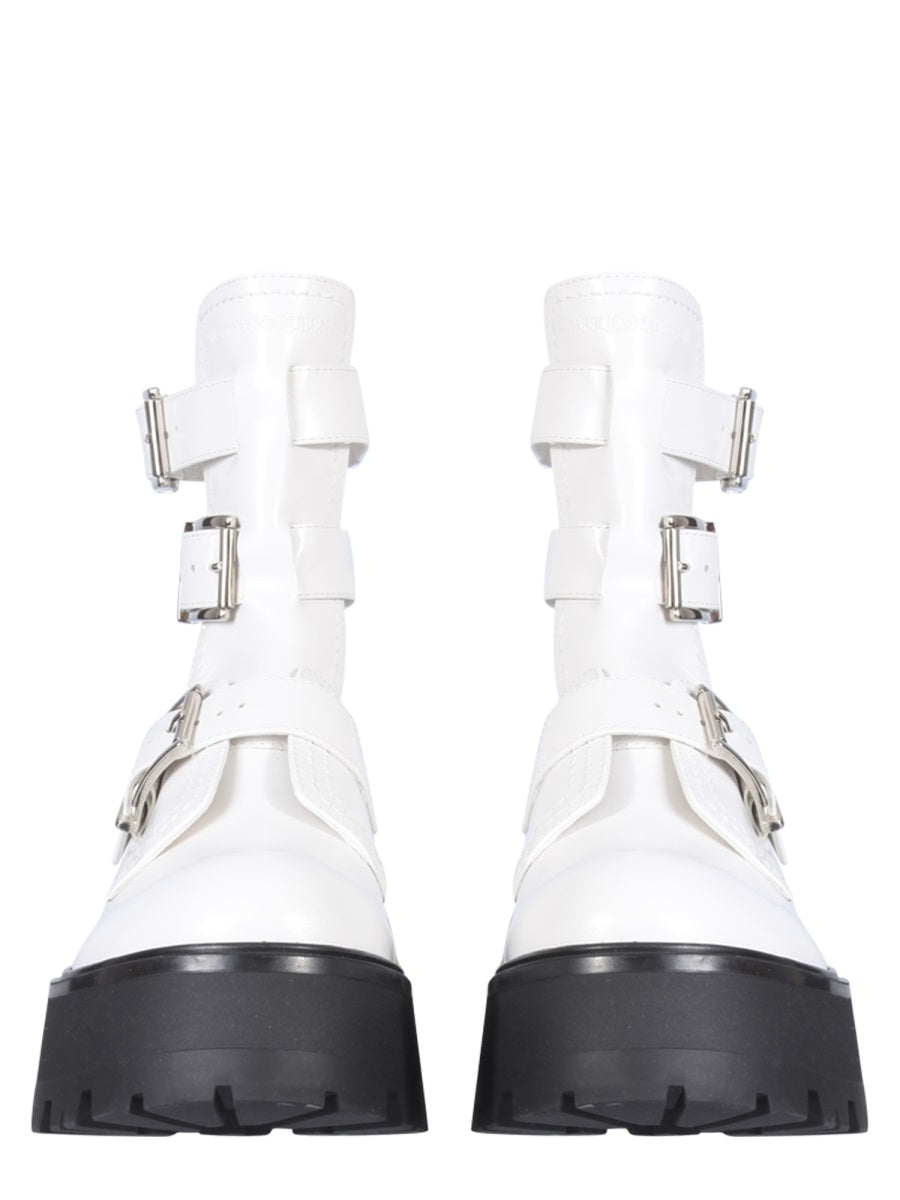 Rave Boots White Gloss