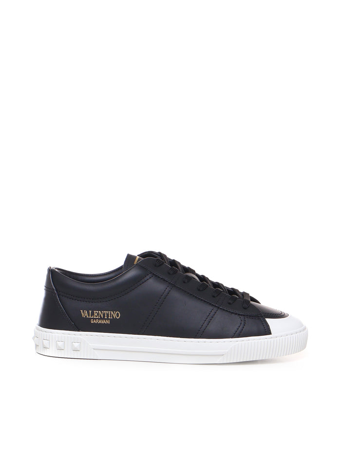 Valentino Garavani Sneakers Black