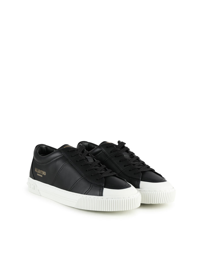 Valentino Garavani Sneakers Black