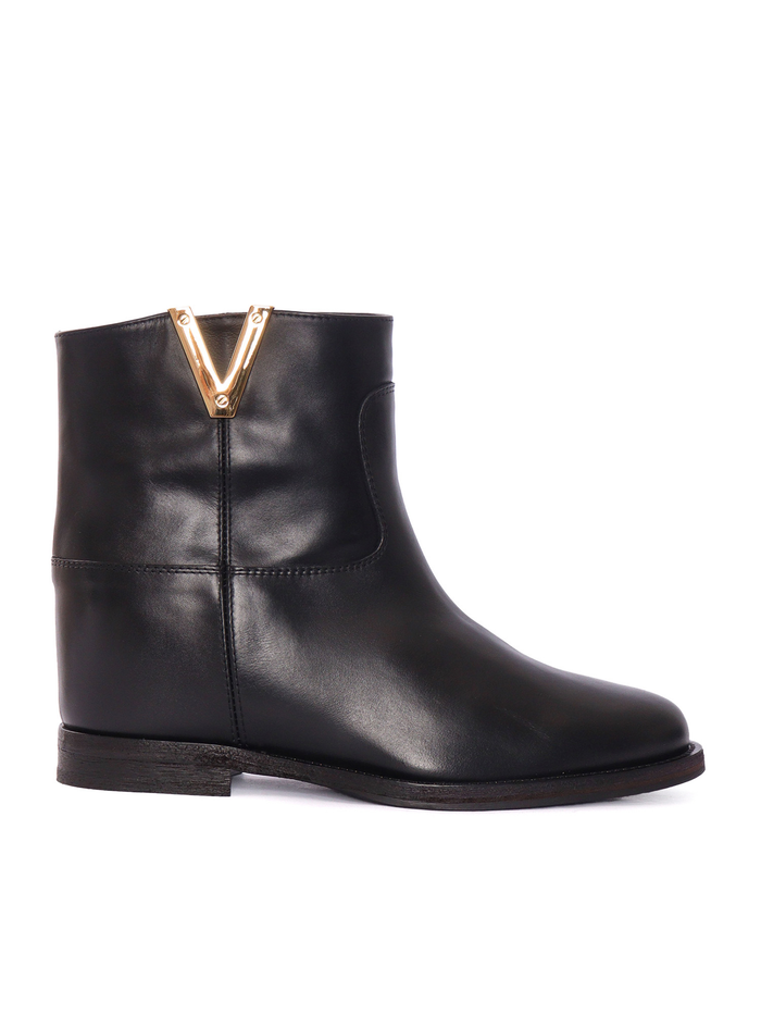 V ANKLE BOOTS Black Leather Sole Rubber Booties