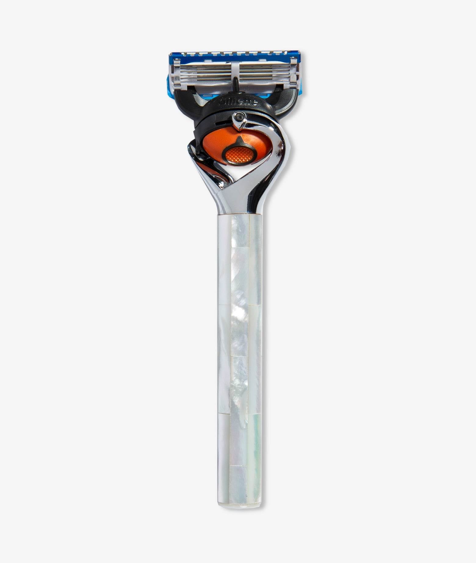 Razor Verdi White Shawing