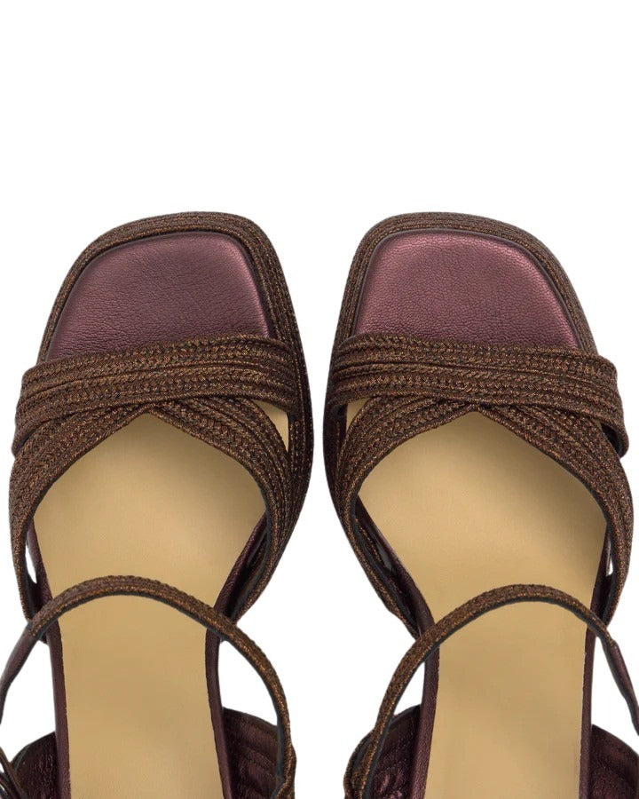 Valle 142 Brown Shoe