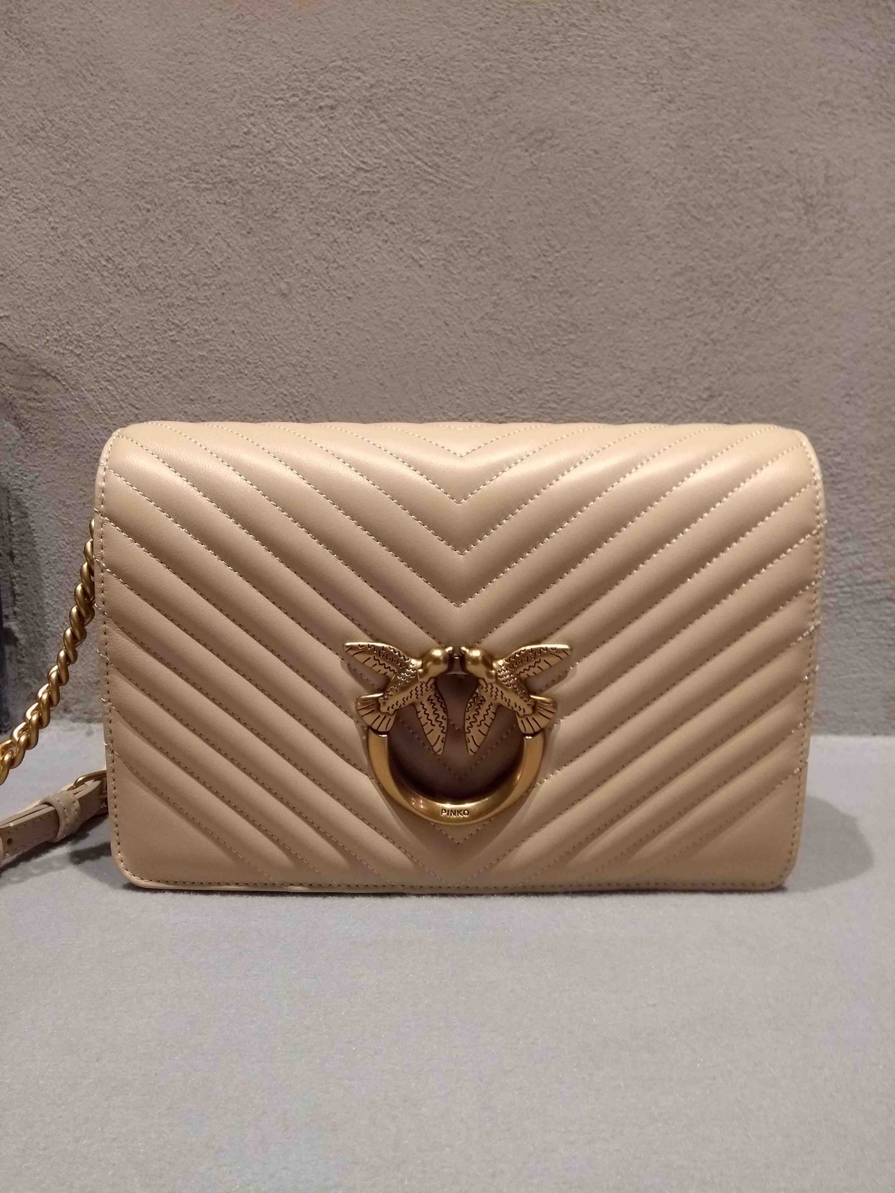 Love Click Classic Sheep Nude & Neutrals Calf Leather Bag