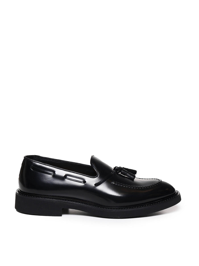 Doucals Flat Shoes Black Shiny Calfskin