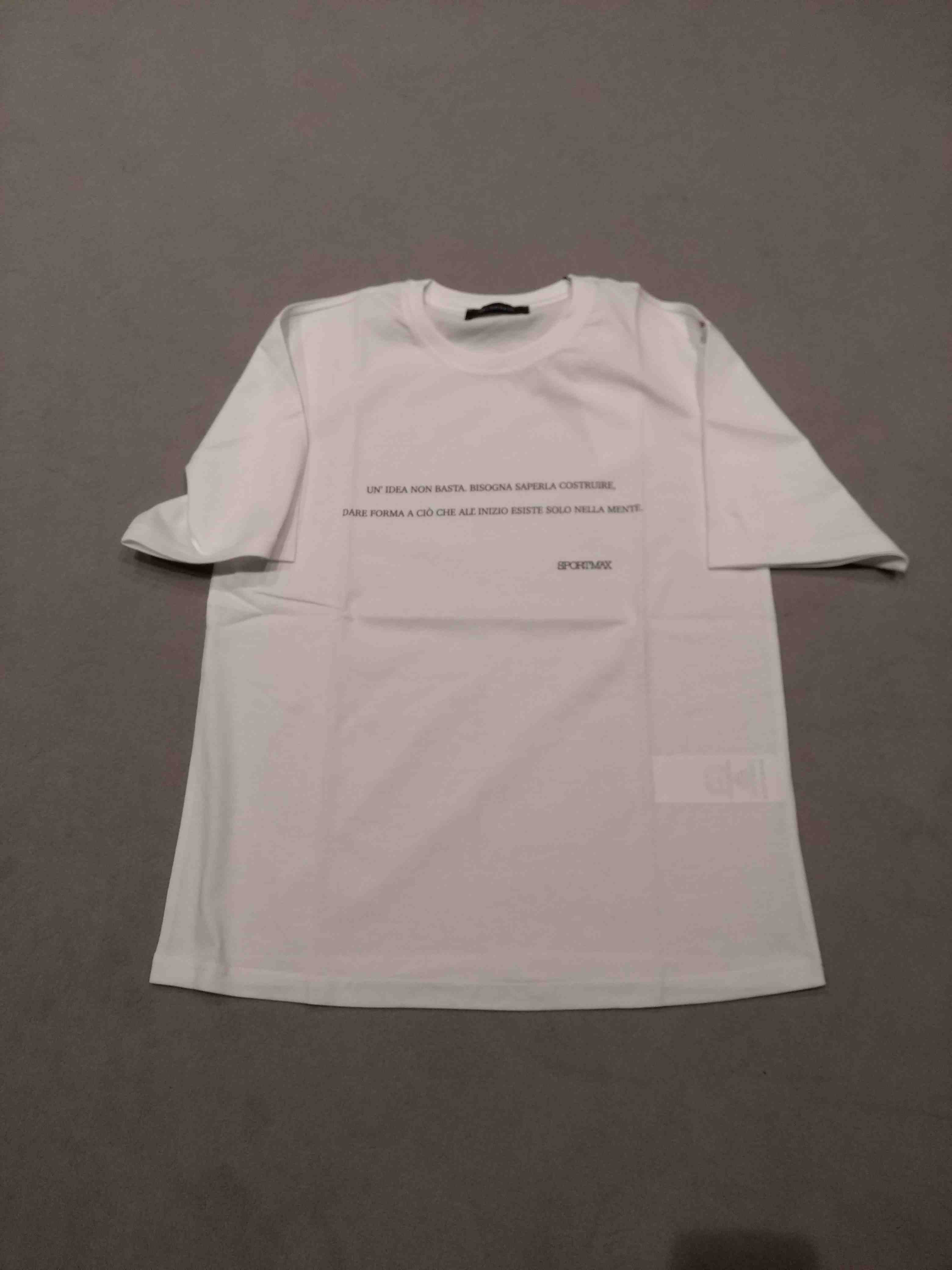 Quiete White Tshirt