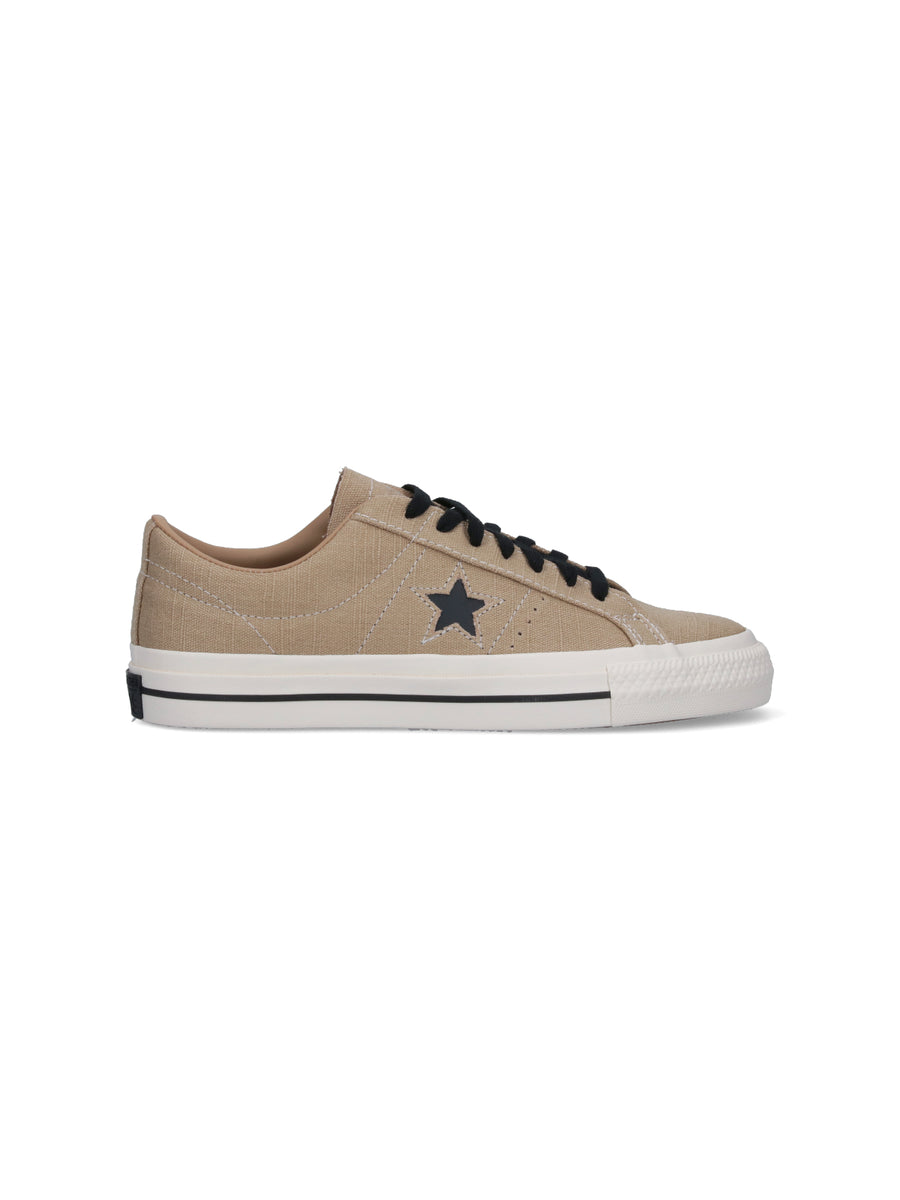 Converse Canvas sneaker in beige