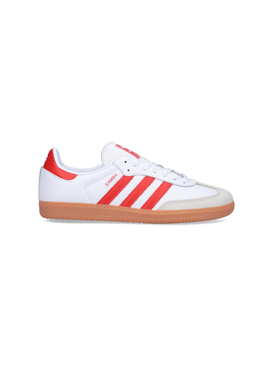 Adidas 100% leather sneaker in white