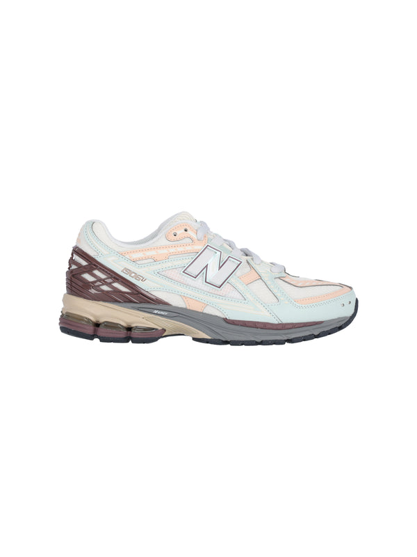 New Balance Mesh and synthetic overlays sneaker in multicolor
