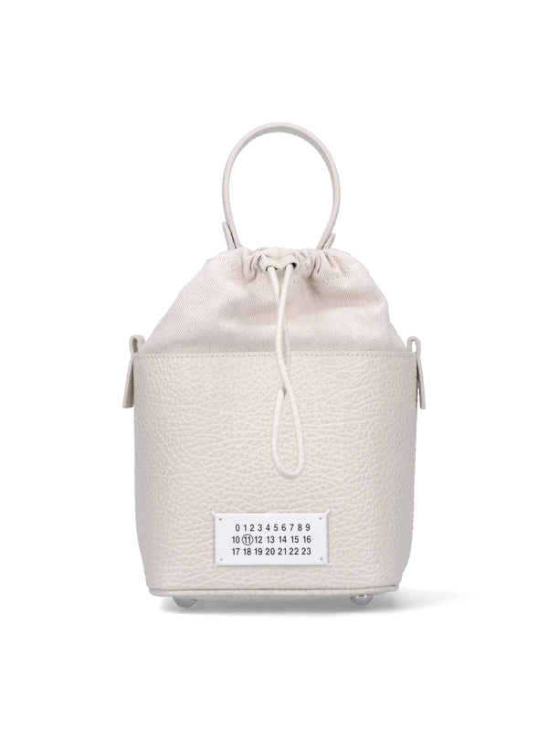 Maison Margiela Body: 100% Cow Leather bucket bag in white