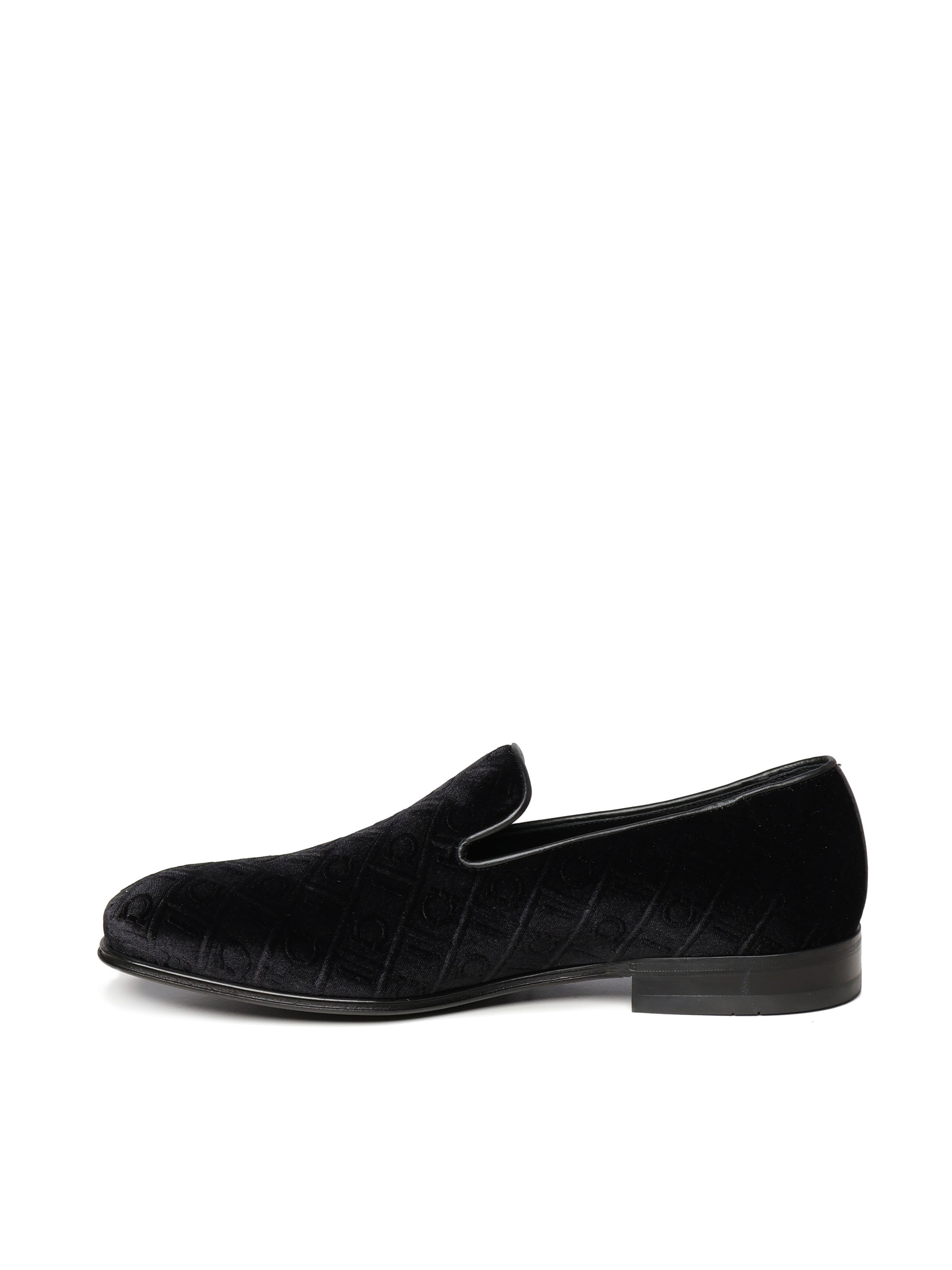 Ferragamo Flat shoes Black Calfskin Velvet