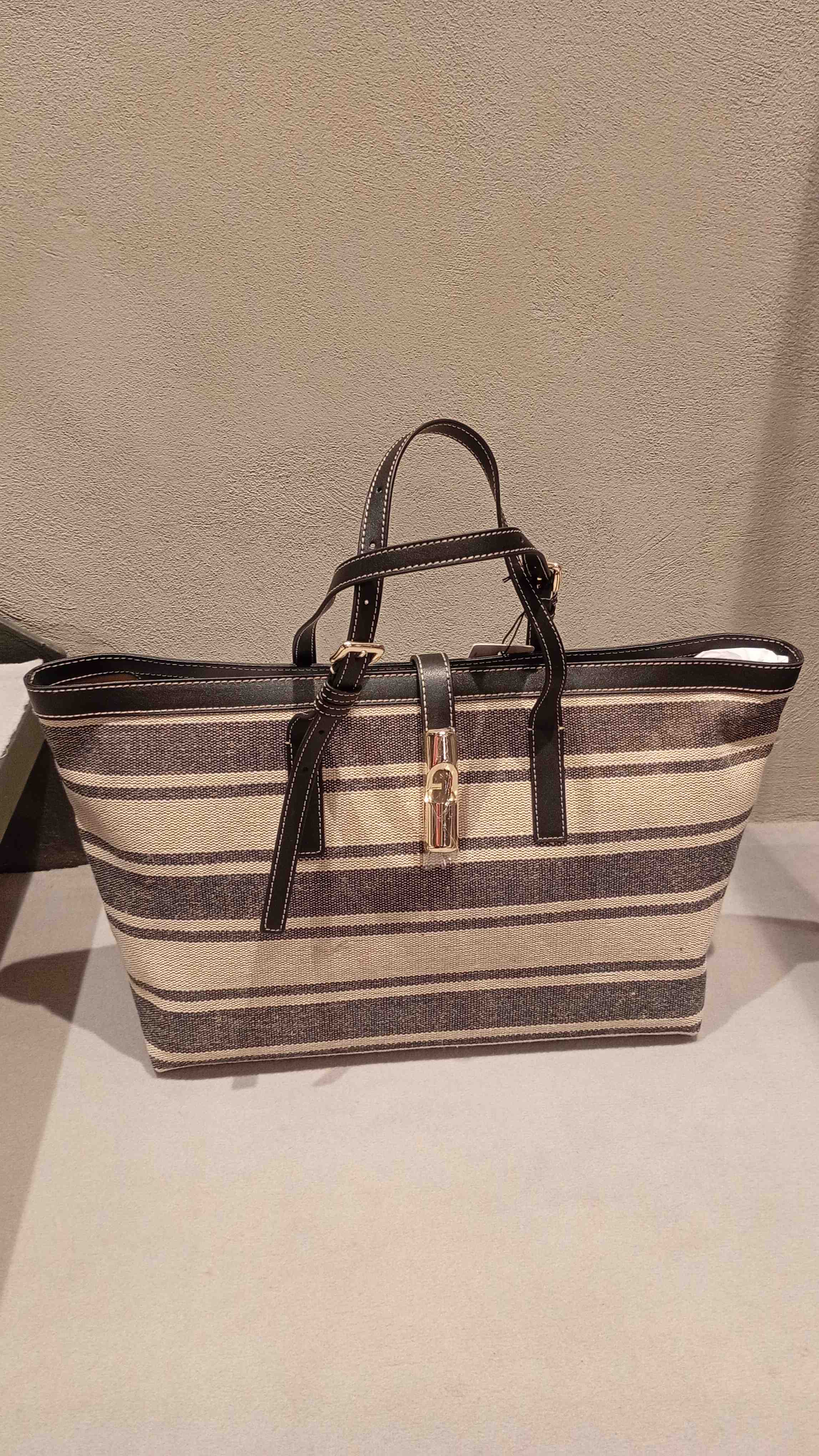Debby L Tote Blue Calf Leather | Bag