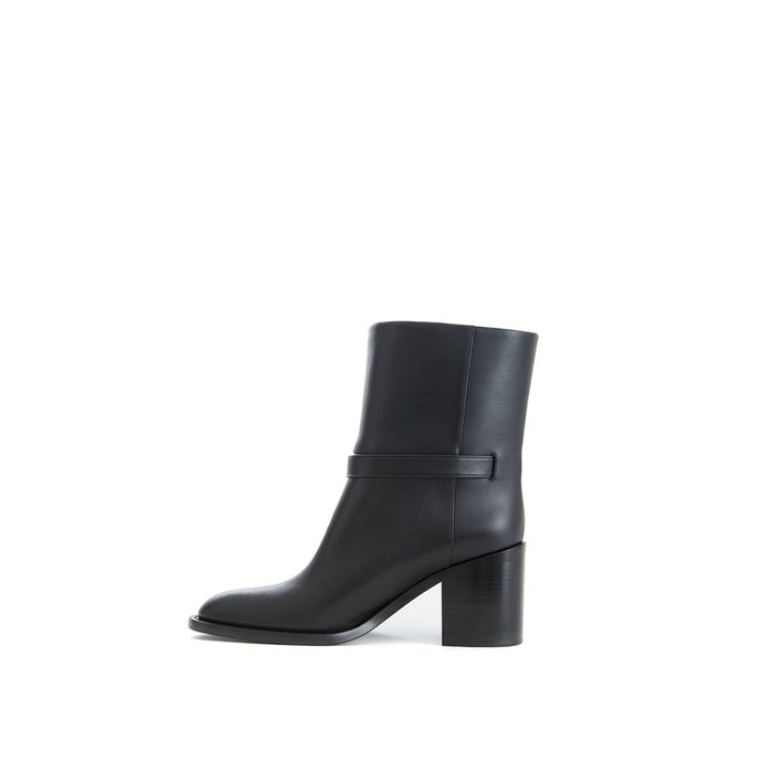 Burberry 100% Leather ankle boot in black — view 2