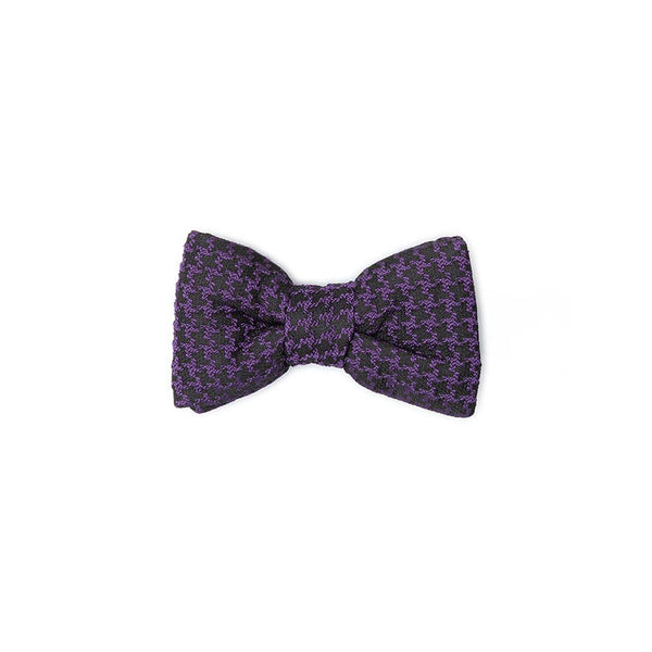 Tom Ford 100% Silk bow tie in purple