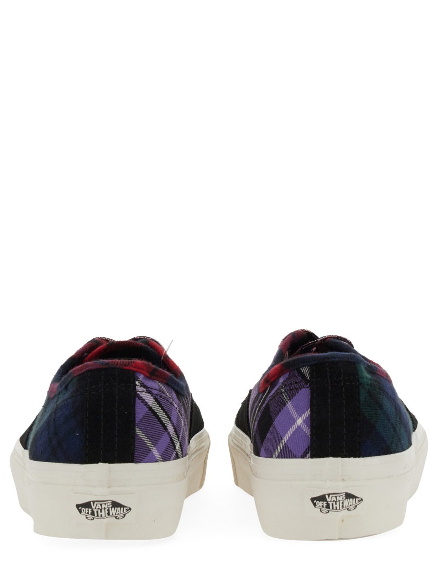 Authentic Sneakers Black Rubber Sole Trainers