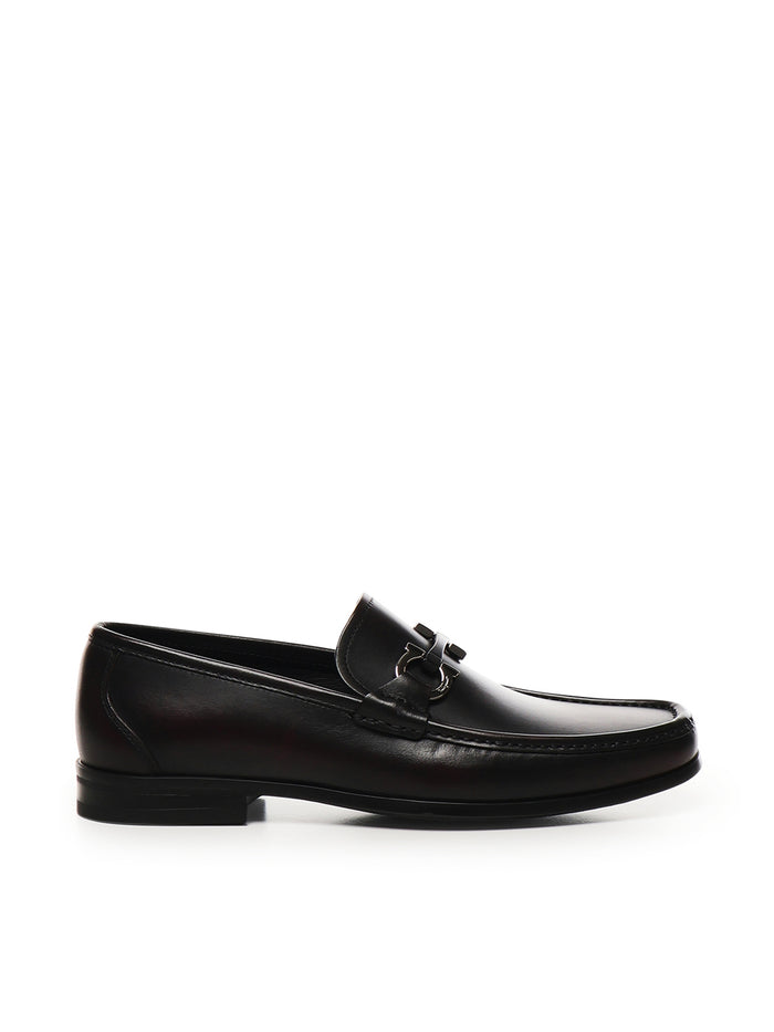 Ferragamo Flat Shoes Black Calfskin