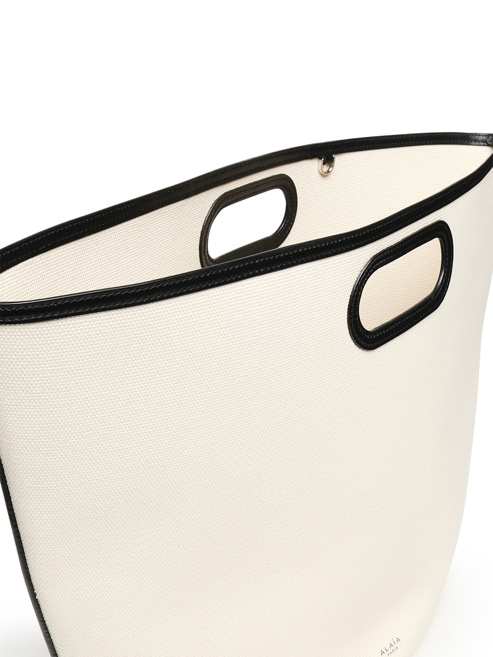 Alaia Bags Beige Calfskin