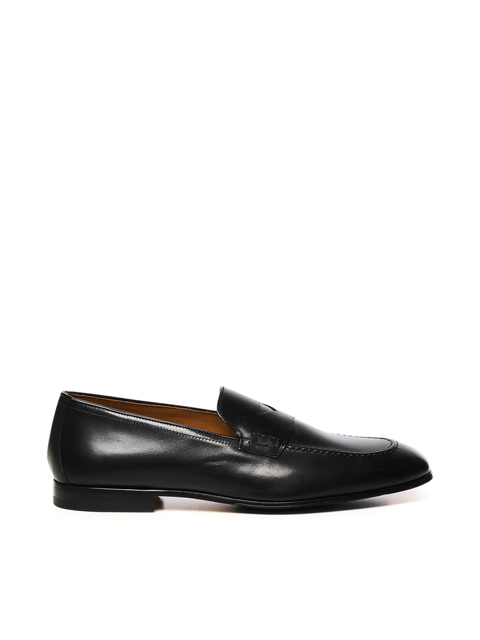 Doucals Flat Shoes Black Leather