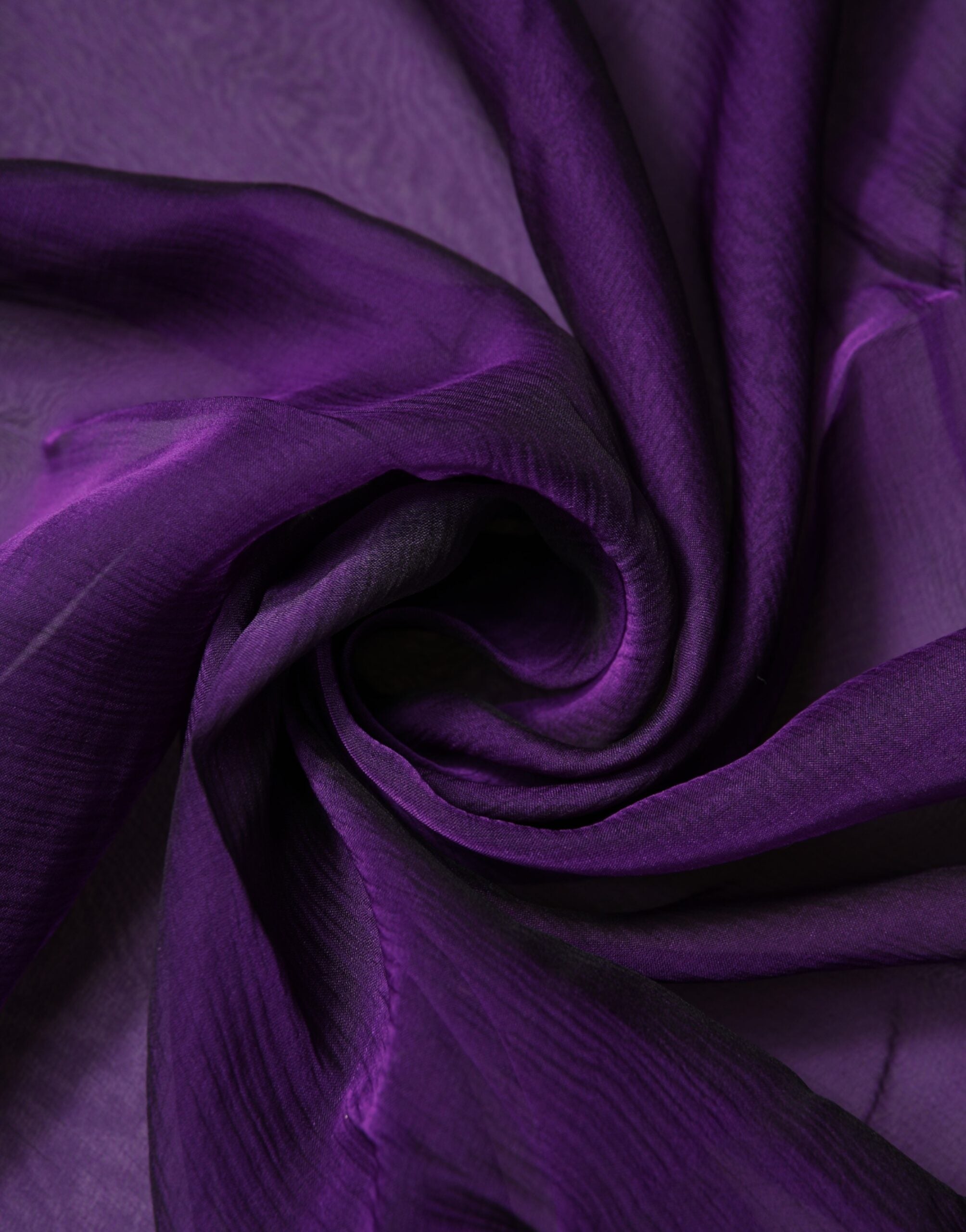 Dolce & Gabbana 100% Silk shawl in purple — view 4