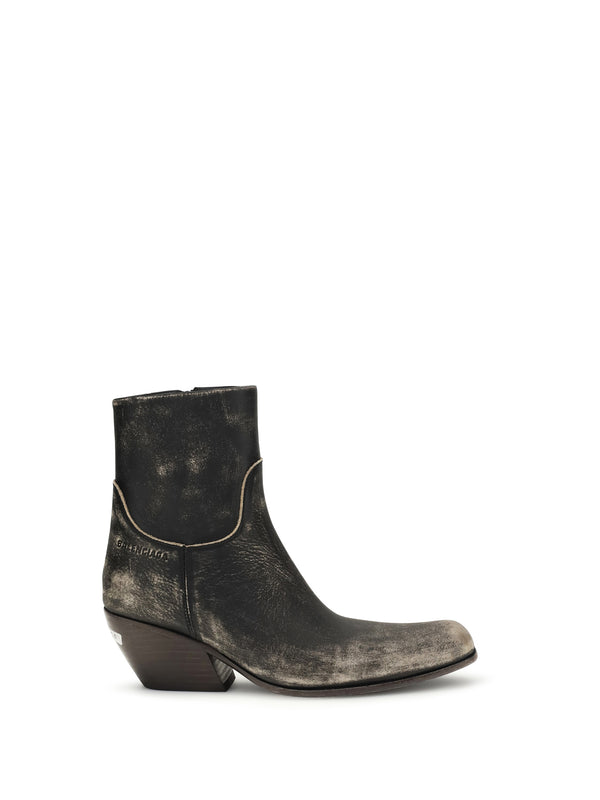 Balenciaga 100% Calf Leather Bos Taurus ankle boot in black