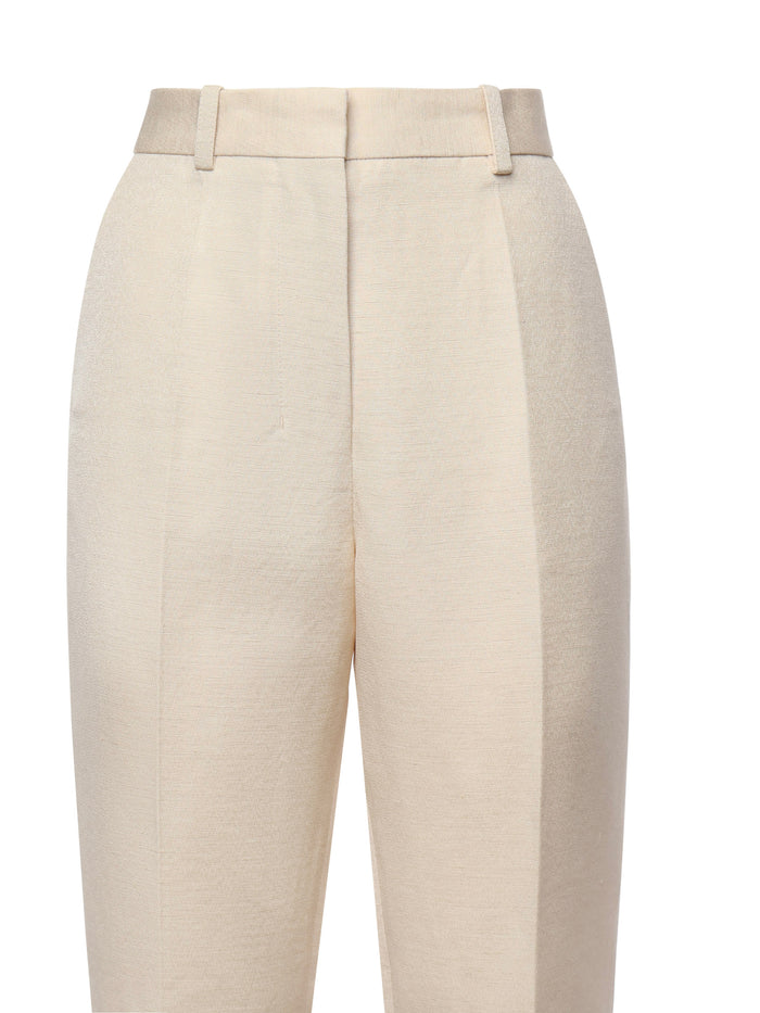 JACQUEMUS RTW Beige