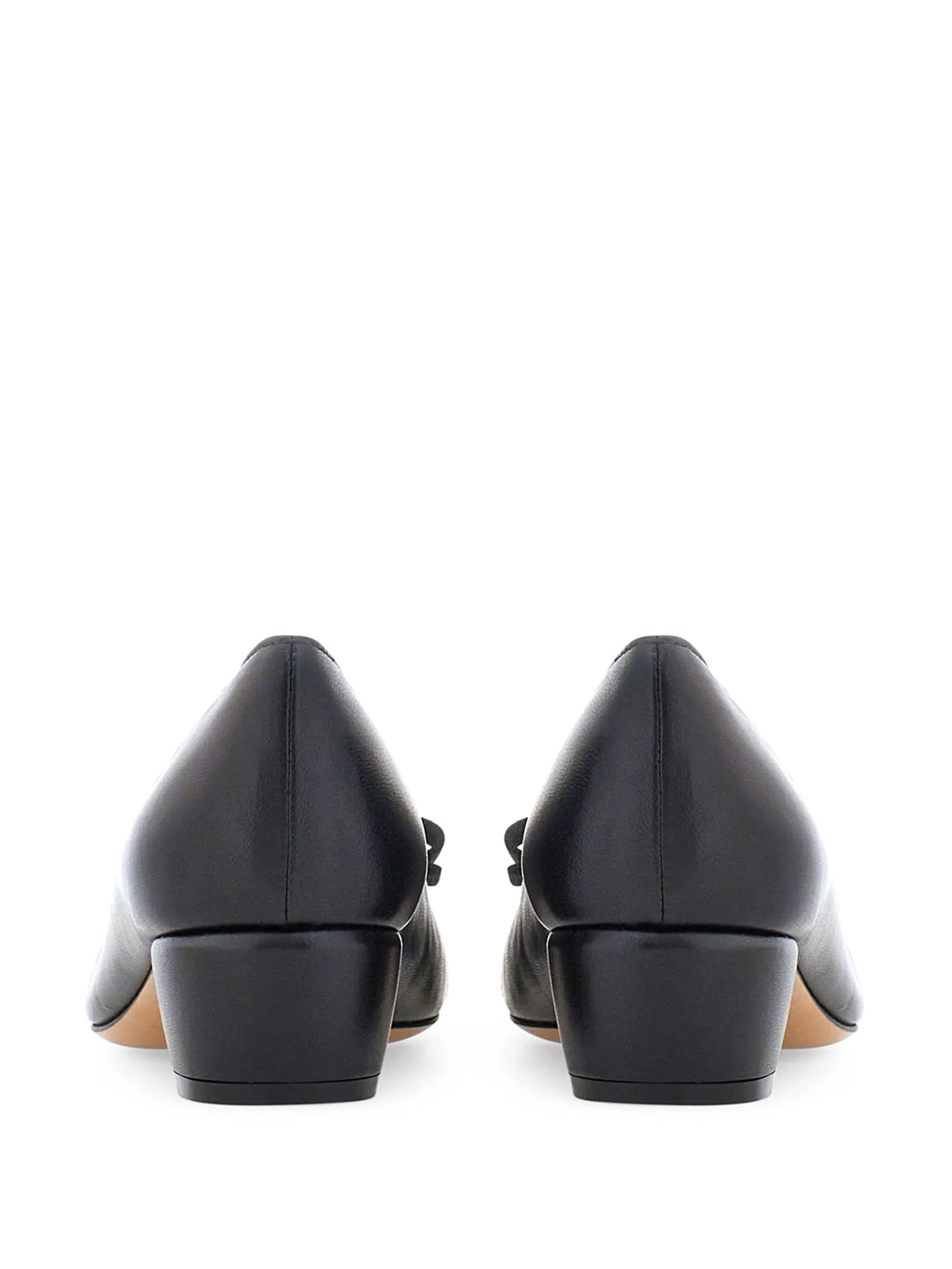 Vara Soft Black Leather | Calzature