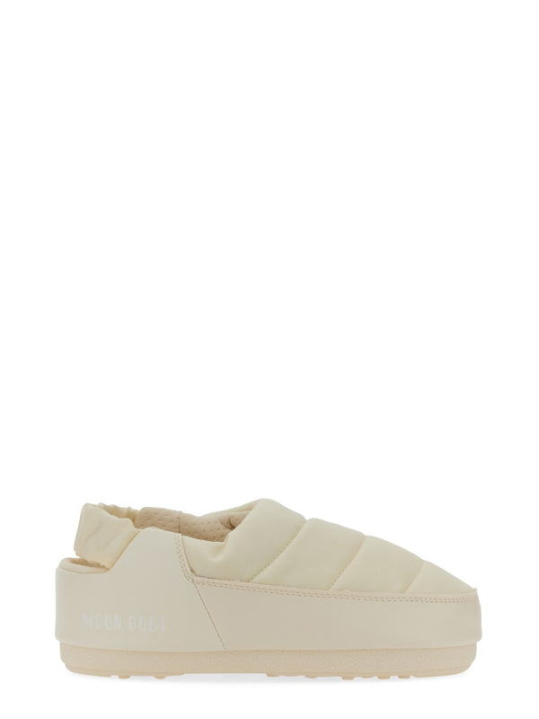 Evolution Sandal With Non-Slip Sole Ivory Nylon