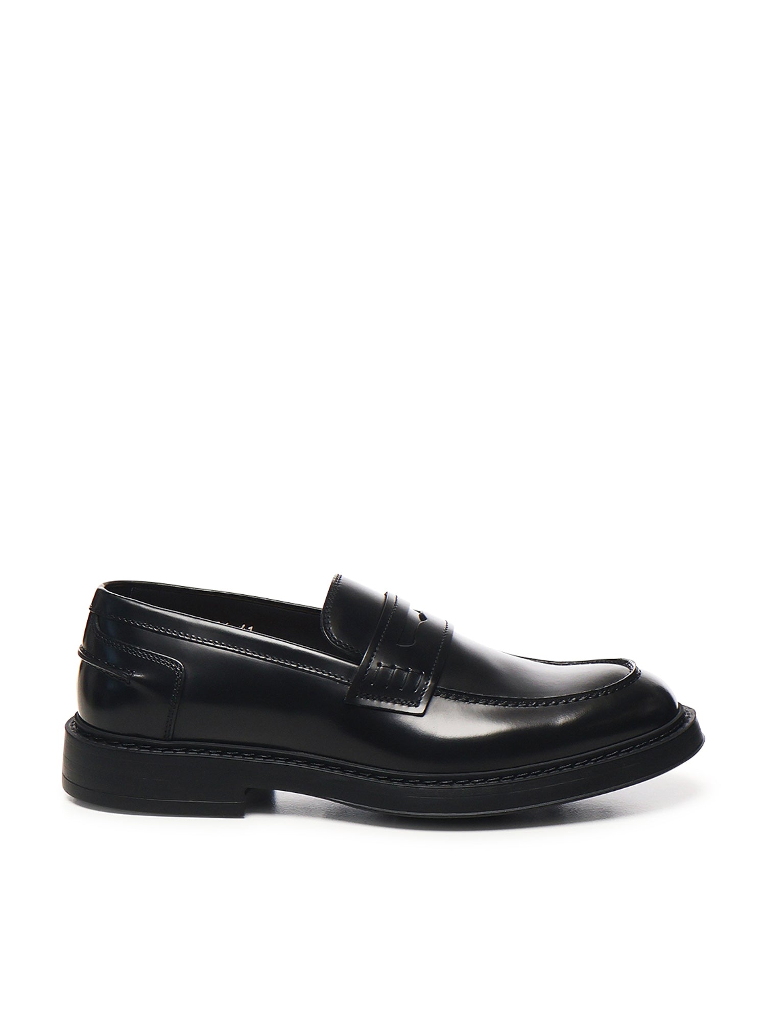 Doucals Flat shoes Black Calfskin