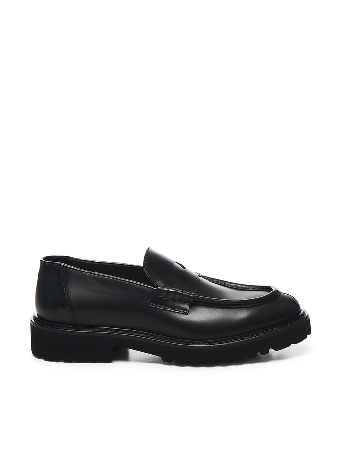 Doucals Flat shoes Black Calfskin