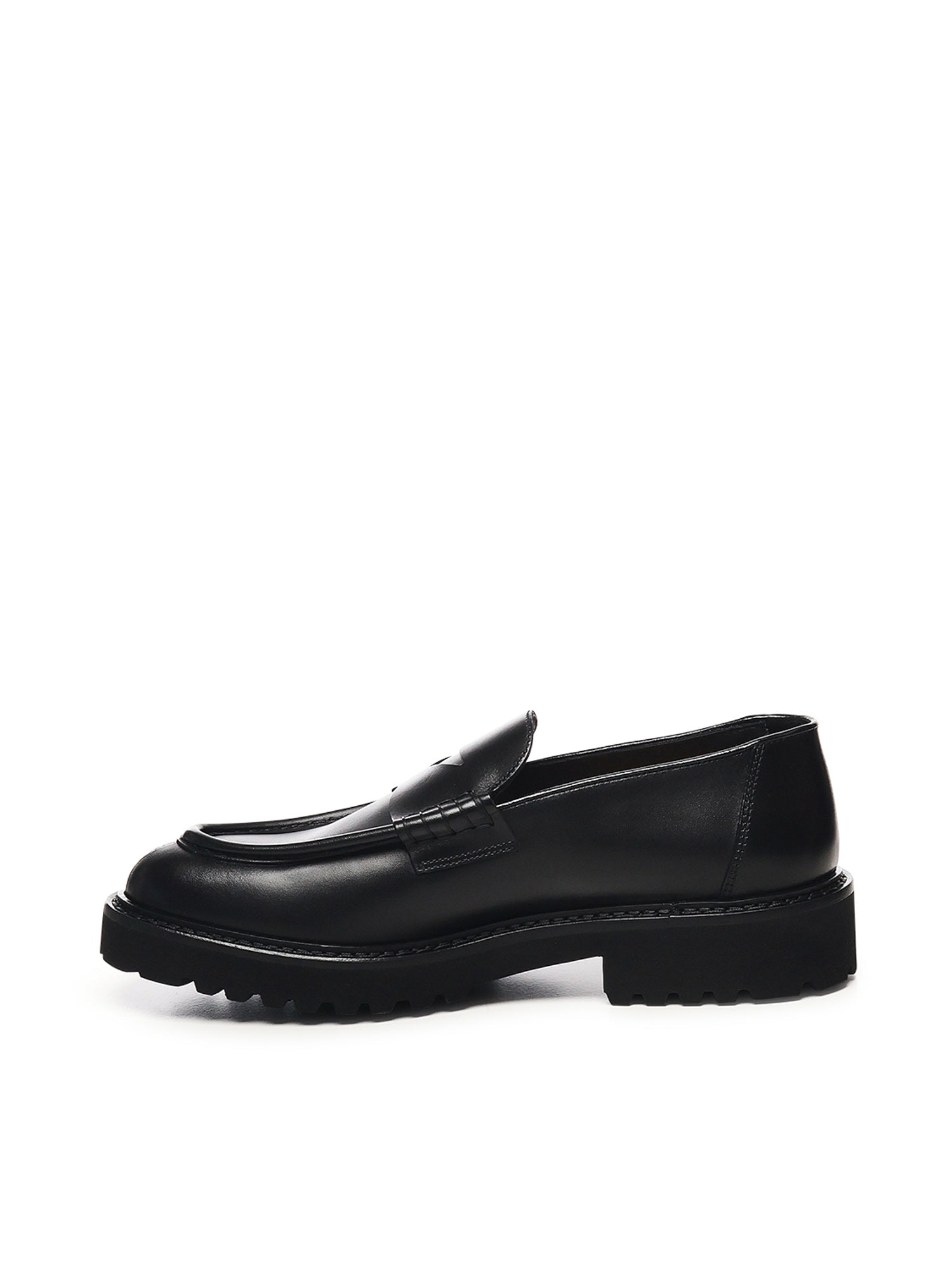 Doucals Flat shoes Black Calfskin