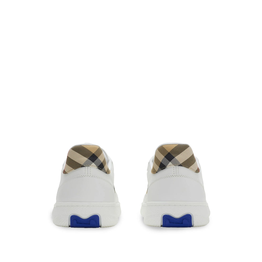 Sneaker Burberry White/neutrals Calf Leather: 74