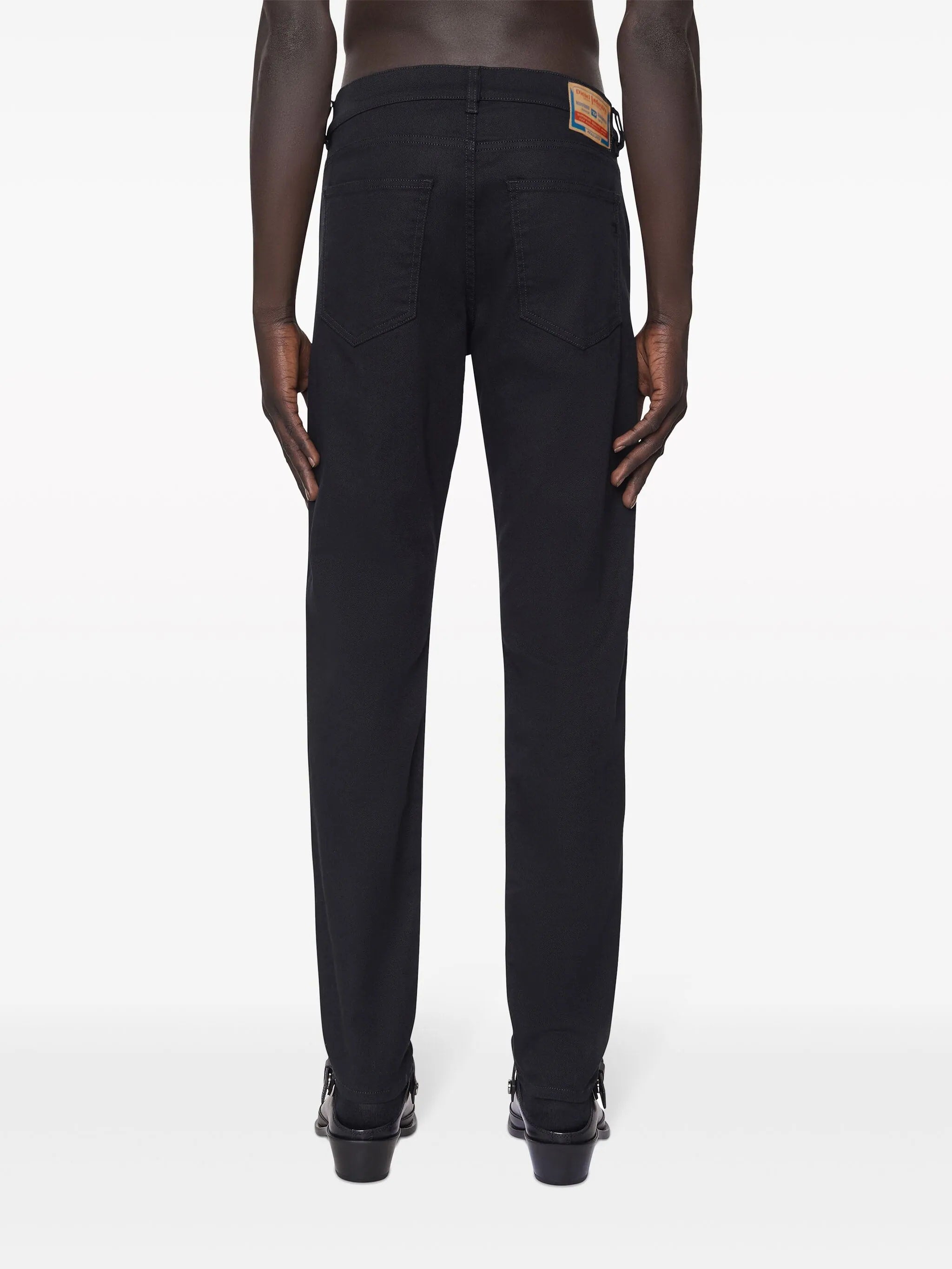 2019 D Strukt Black Jean