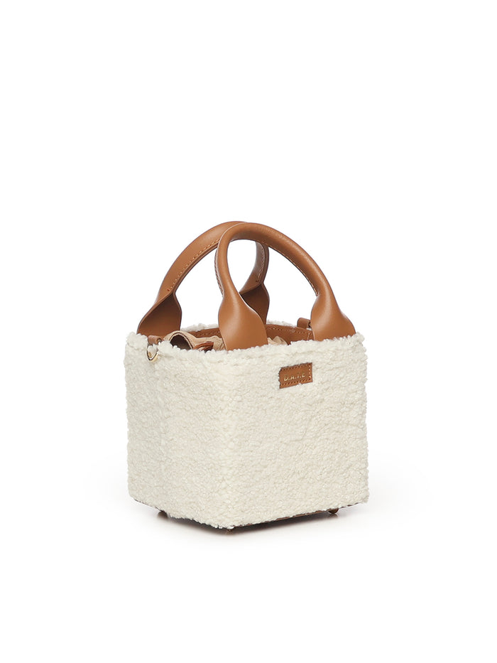 D.a.t.e. Bags White Teddy
