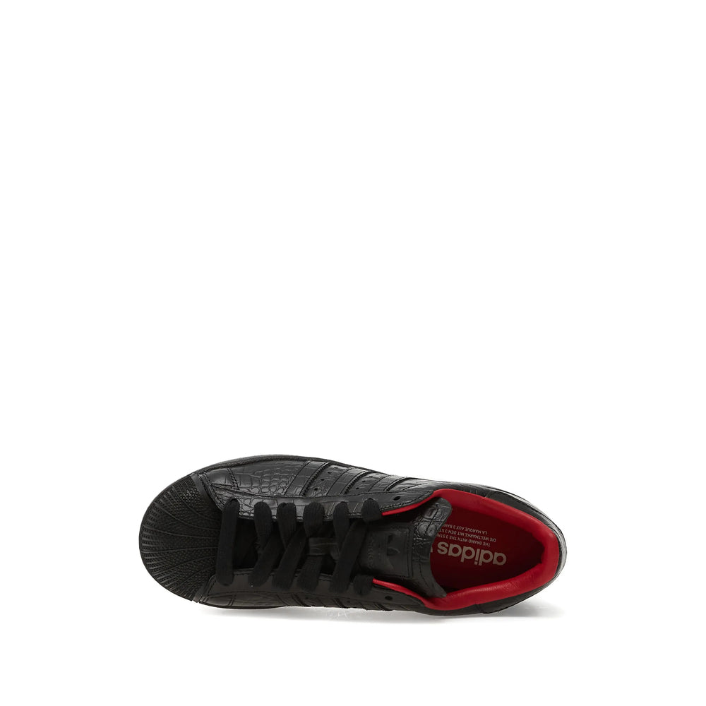 Sneaker Adidas Black Calf Leather: 100