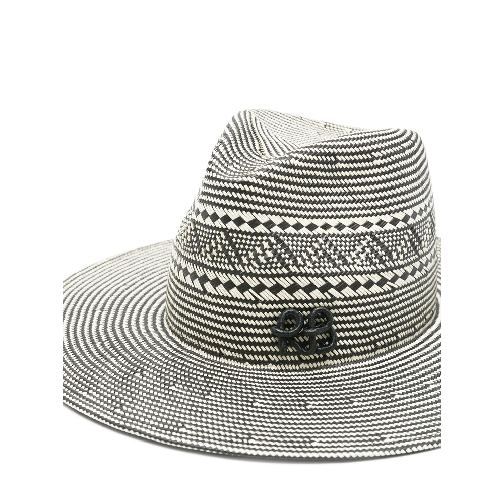Cap Ruslan Baginskiy White/black Paper: 100. Caps
